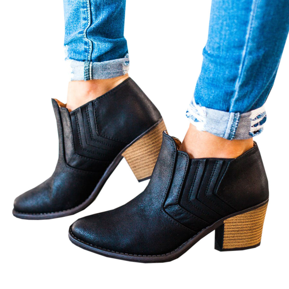 Mid-heel booties